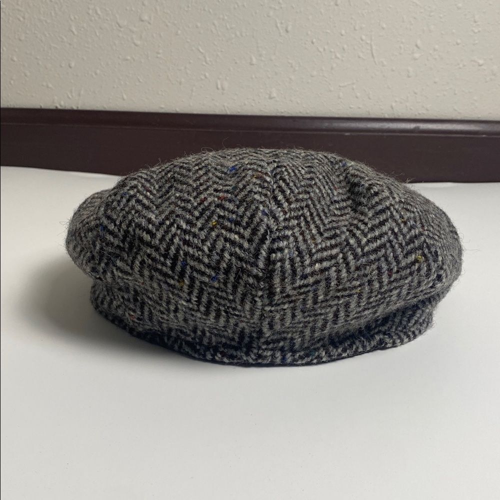 Hanna Hats Classic Gray Herringbone Flat Cap - Made in Ireland - Picture 2 of 9
